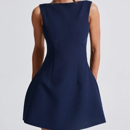 Slim-fitting Backless Dress