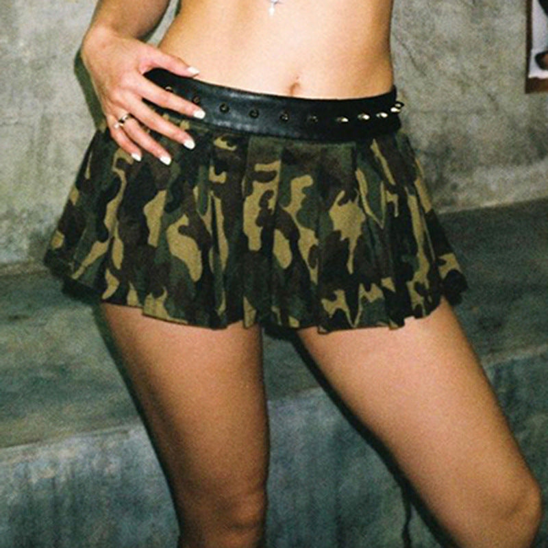 Camouflage Printed Rivets Pleated Skirt