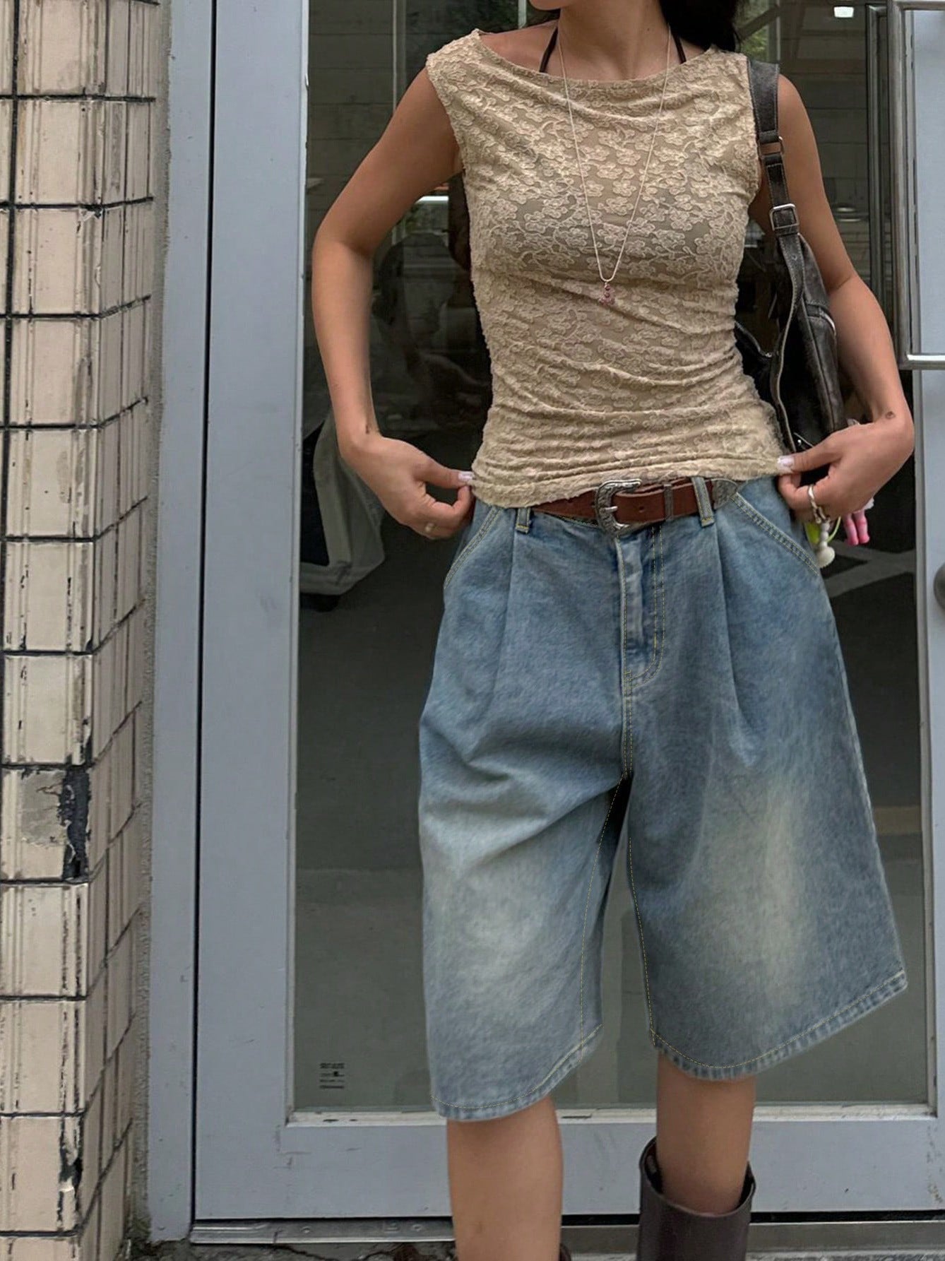 Retro Pleated Wide Leg Straight Denim Shorts